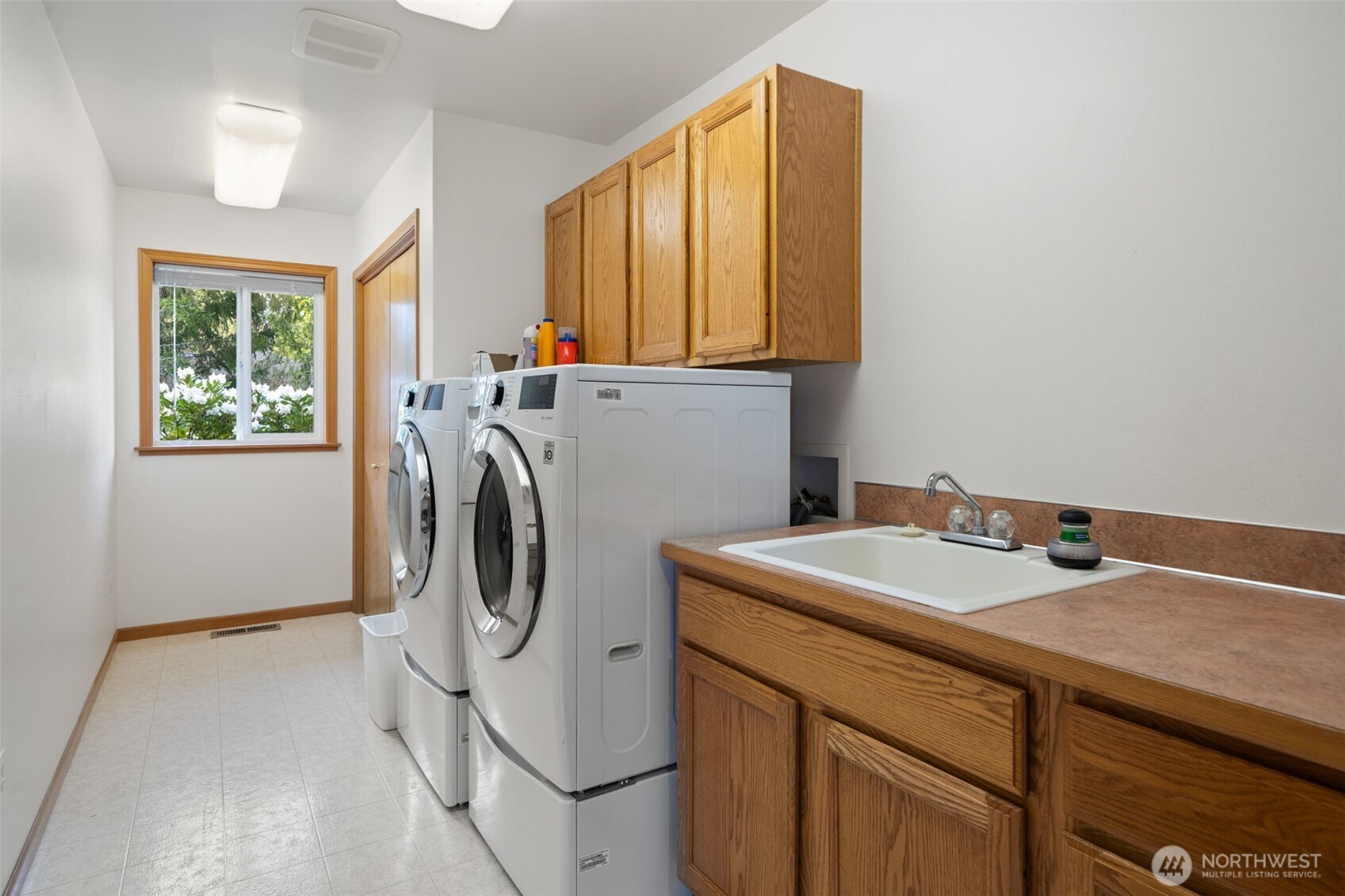 260 E Westlake Drive N Allyn WA 98524