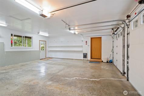 260 E Westlake Drive N Allyn WA 98524