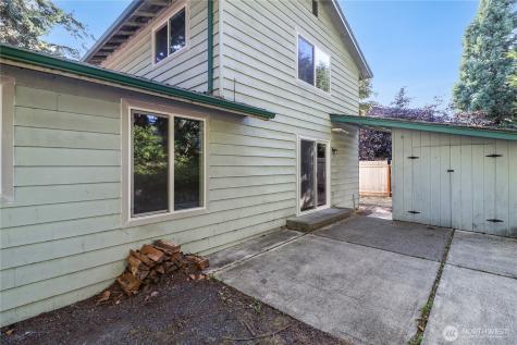 2186 Crosswoods Circle Oak Harbor WA 98277