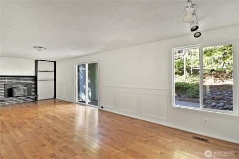 2186 Crosswoods Circle Oak Harbor WA 98277