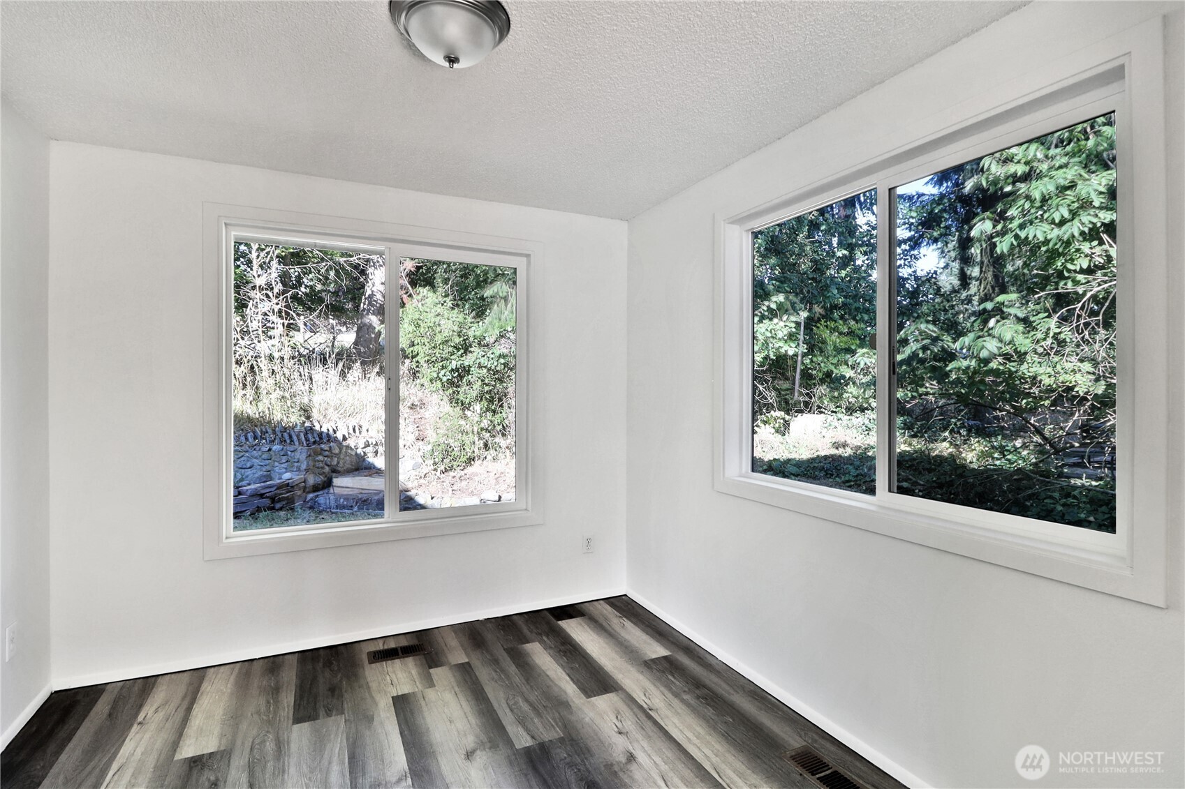 2186 Crosswoods Circle Oak Harbor WA 98277