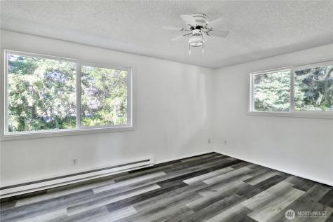 2186 Crosswoods Circle Oak Harbor WA 98277