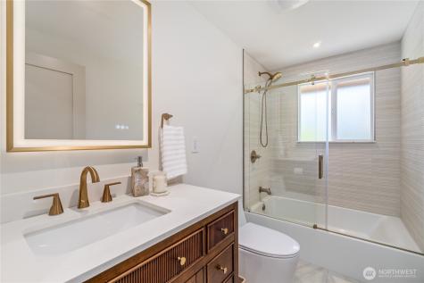 17202 3rd Avenue NW Shoreline WA 98177
