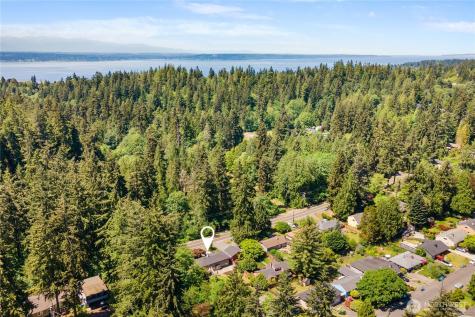 17202 3rd Avenue NW Shoreline WA 98177