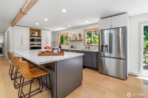 17202 3rd Avenue NW Shoreline WA 98177