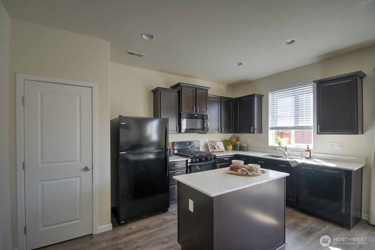 18936 112th Avenue Ct E Puyallup WA 98374
