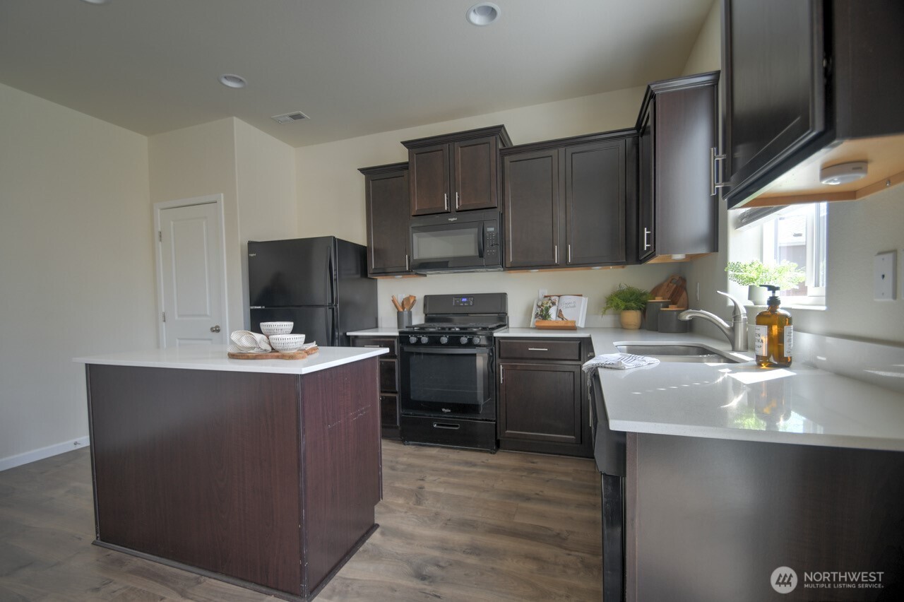 18936 112th Avenue Ct E Puyallup WA 98374