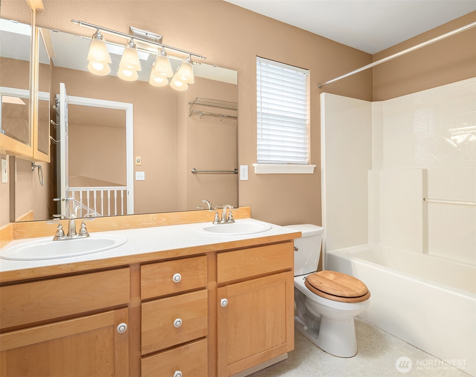 2104 151st Place SW Lynnwood WA 98087