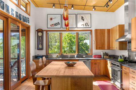 1013 Riverside Avenue Twisp WA 98856