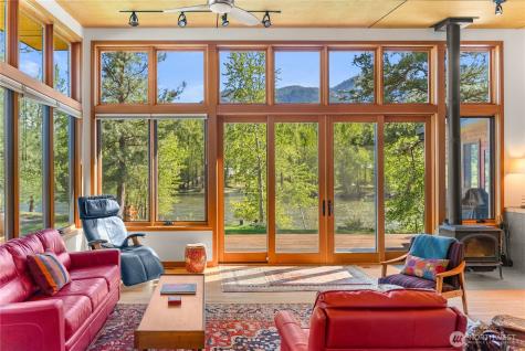 1013 Riverside Avenue Twisp WA 98856
