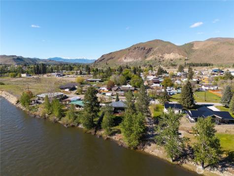 1013 Riverside Avenue Twisp WA 98856