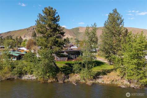 1013 Riverside Avenue Twisp WA 98856
