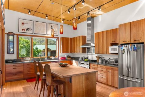 1013 Riverside Avenue Twisp WA 98856