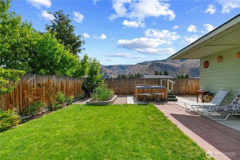 1010 Crest Loop Entiat WA 98822