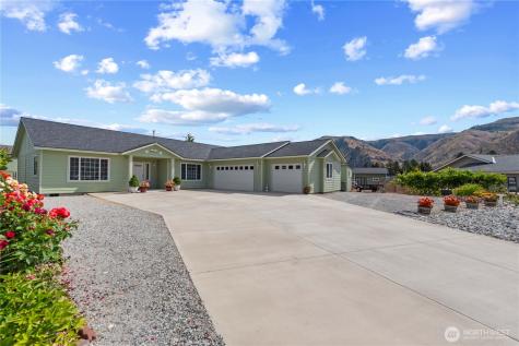 1010 Crest Loop Entiat WA 98822