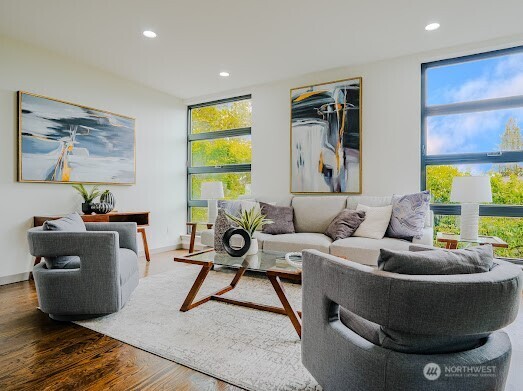 414 30th Avenue Seattle WA 98144