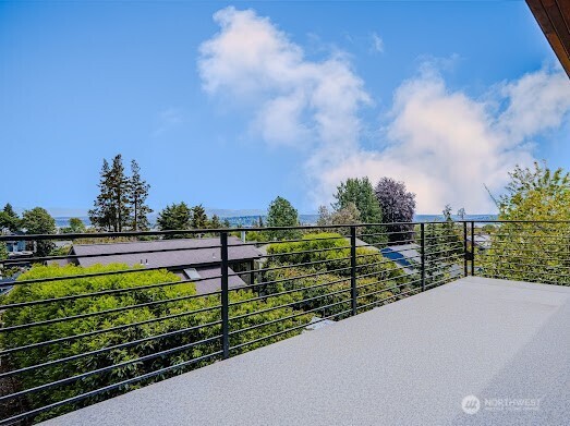 414 30th Avenue Seattle WA 98144