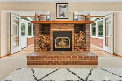 10235 Battle Point Drive NE Bainbridge Island WA 98110