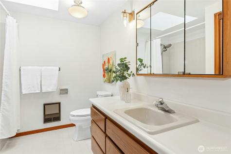 10235 Battle Point Drive NE Bainbridge Island WA 98110