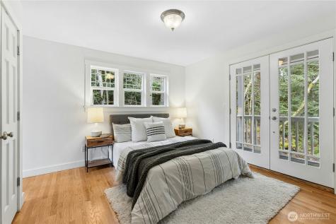 10235 Battle Point Drive NE Bainbridge Island WA 98110