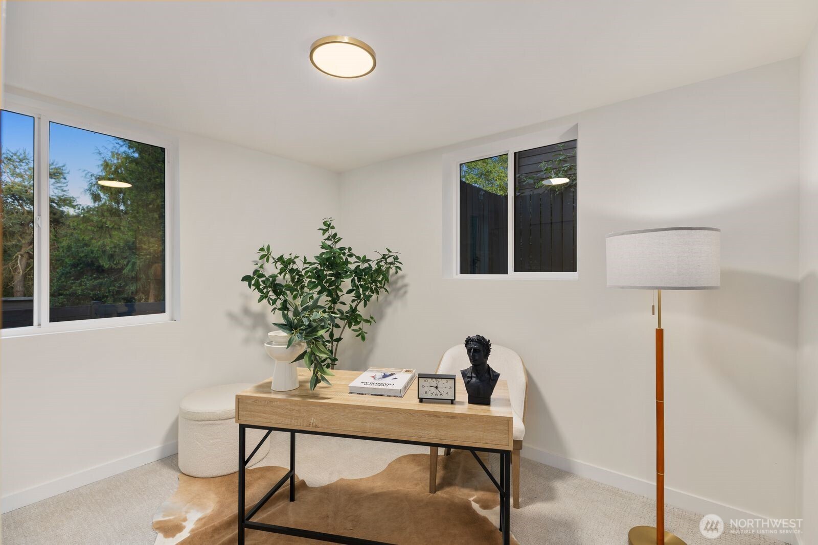 8216 Interlake Avenue N Seattle WA 98103