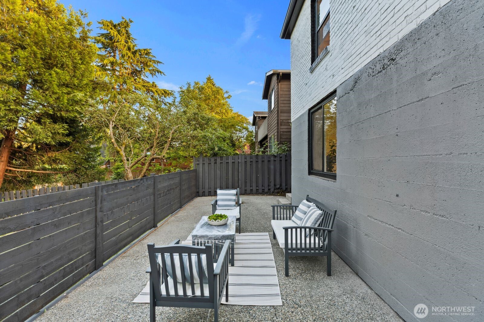 8216 Interlake Avenue N Seattle WA 98103