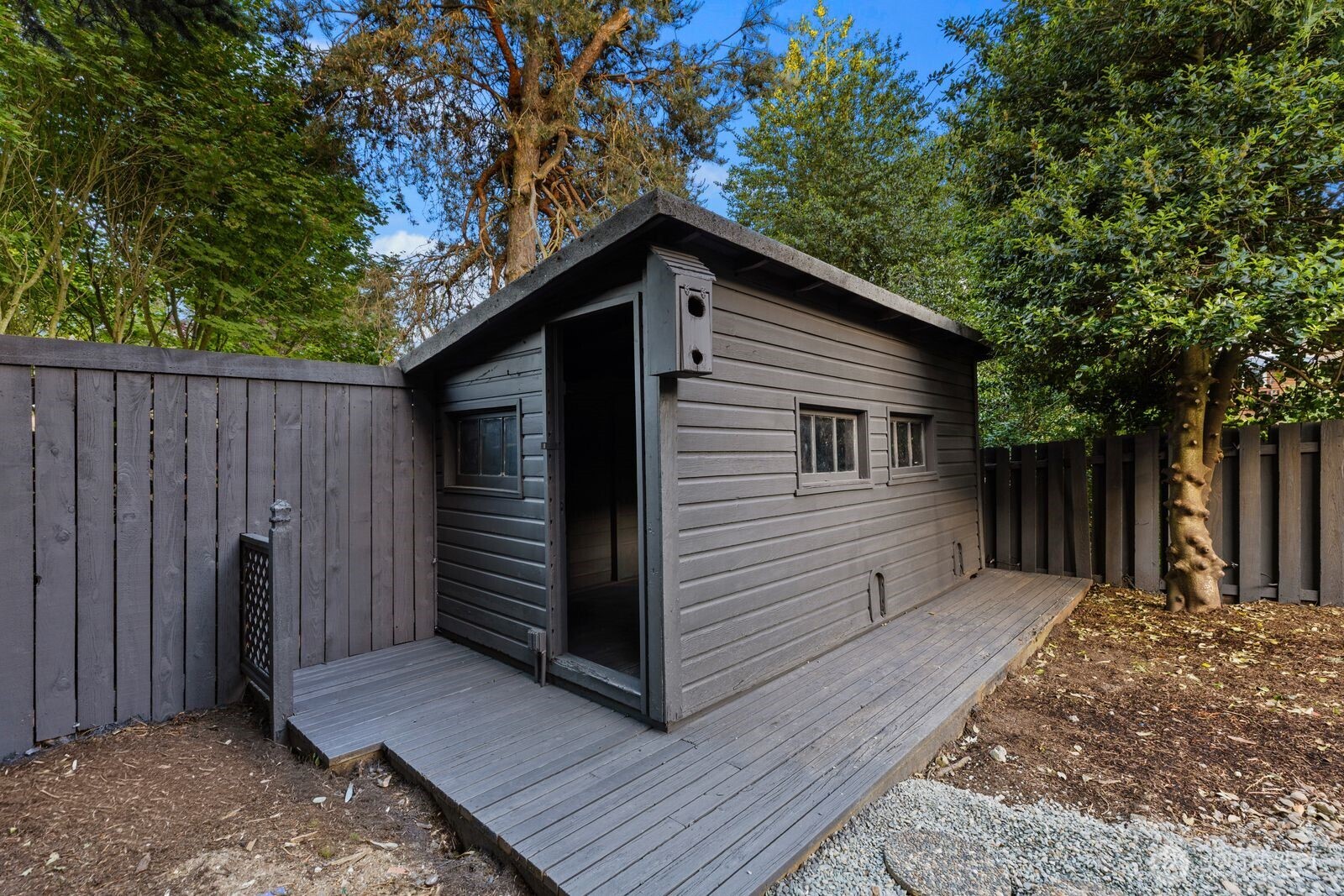 8216 Interlake Avenue N Seattle WA 98103
