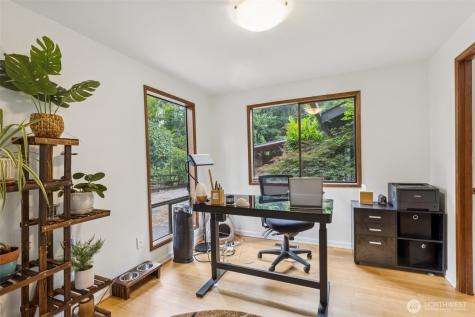 5730 Garden Lane NW Olympia WA 98502