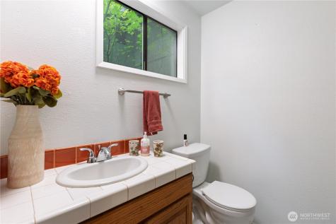 5730 Garden Lane NW Olympia WA 98502