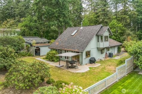 5730 Garden Lane NW Olympia WA 98502