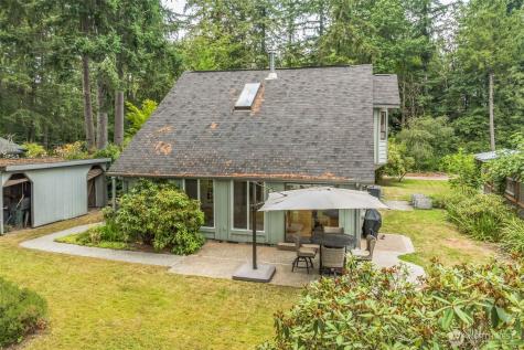 5730 Garden Lane NW Olympia WA 98502