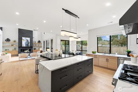 1028 163rd Avenue SE Bellevue WA 98008