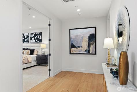 1028 163rd Avenue SE Bellevue WA 98008