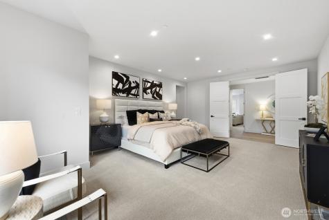 1028 163rd Avenue SE Bellevue WA 98008