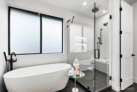 1028 163rd Avenue SE Bellevue WA 98008