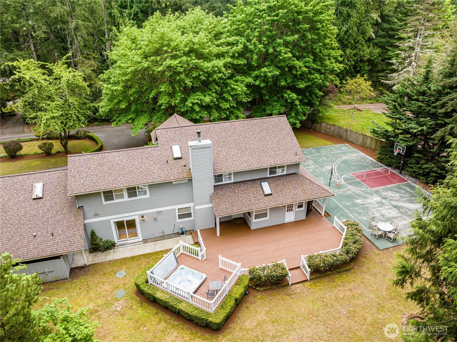 703 245th Place NE Sammamish WA 98074