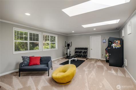 703 245th Place NE Sammamish WA 98074
