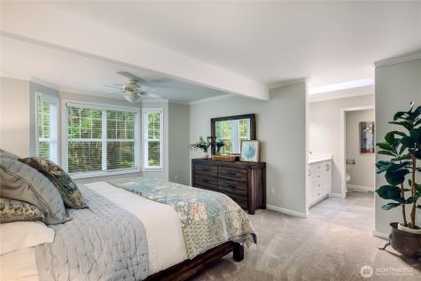 703 245th Place NE Sammamish WA 98074