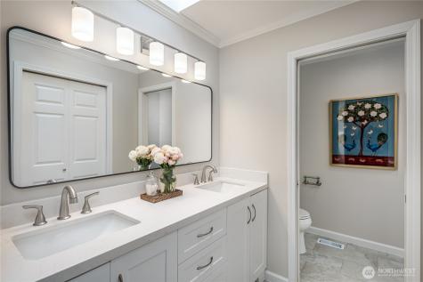 703 245th Place NE Sammamish WA 98074