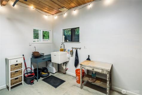 703 245th Place NE Sammamish WA 98074