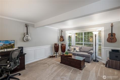 703 245th Place NE Sammamish WA 98074