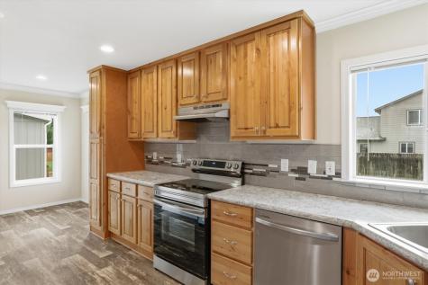 601 Helton Street Castle Rock WA 98611