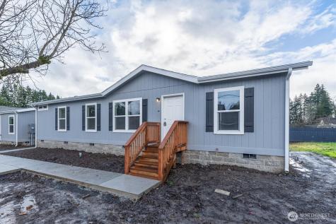 601 Helton Street Castle Rock WA 98611