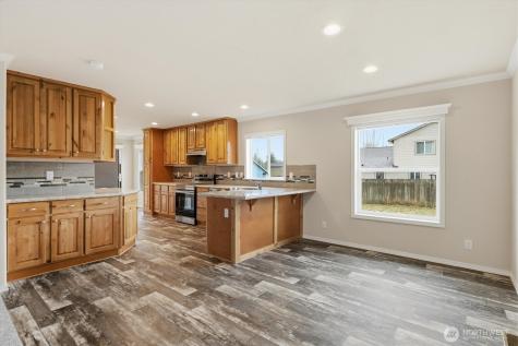 601 Helton Street Castle Rock WA 98611