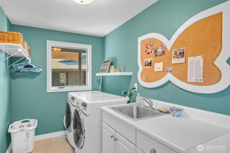 6749 82nd Avenue SE Mercer Island WA 98040