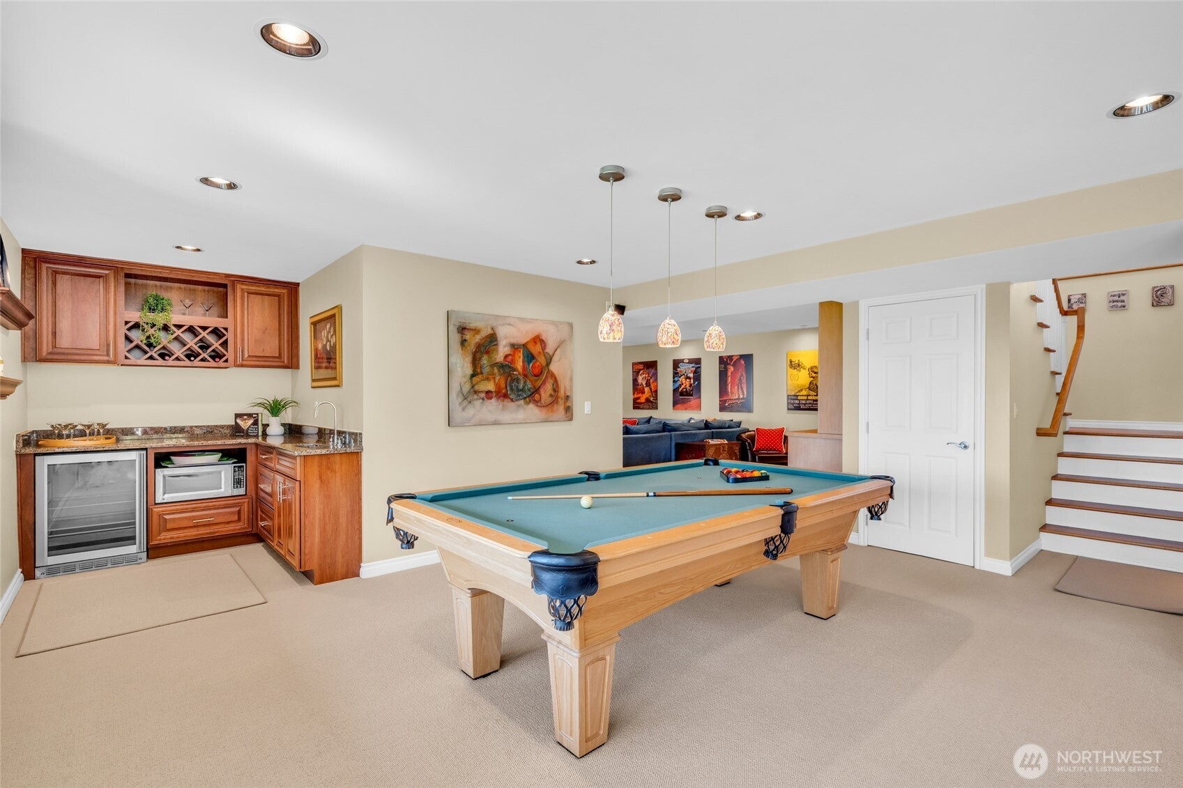 6749 82nd Avenue SE Mercer Island WA 98040