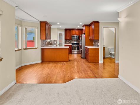 9820 S 242nd Place Kent WA 98030
