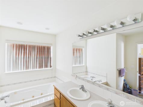 416 5th Avenue Oroville WA 98844