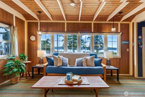 534 Sundin Drive Camano Island WA 98282