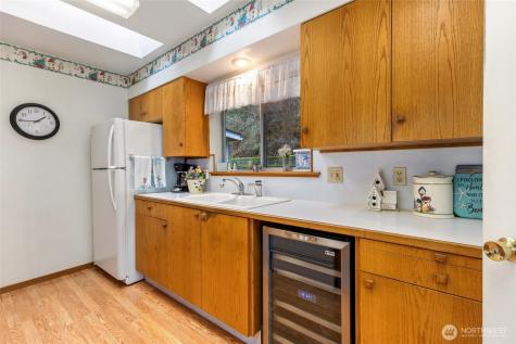 534 Sundin Drive Camano Island WA 98282